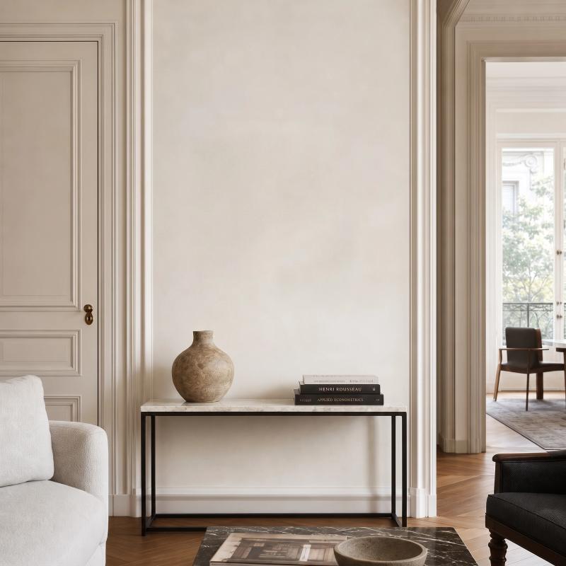 Grand living room with a console table and parquet
